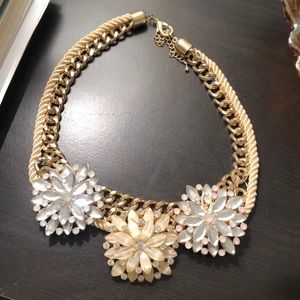 Chunky statement necklace